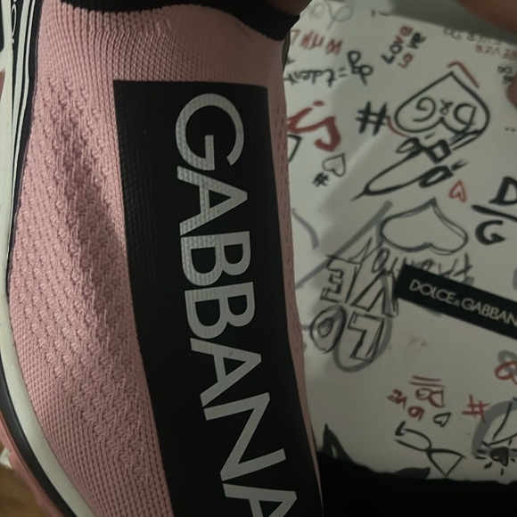 D&G - Picture 8 of 9